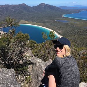 Meet your Posher, Robyn